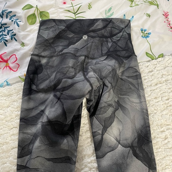 Lululemon align leggings - Picture 3 of 3